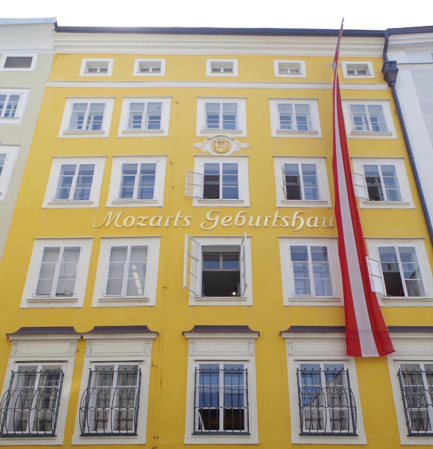 Sishaus - View At Mozarts Hostel Salzburg Buitenkant foto